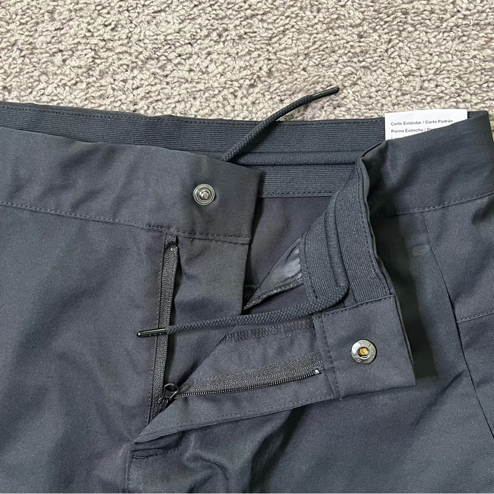 Nike Sportswear Tech Essentials Woven Unlined Cargo Pants Men’s Size 30 - Picture 9 of 16